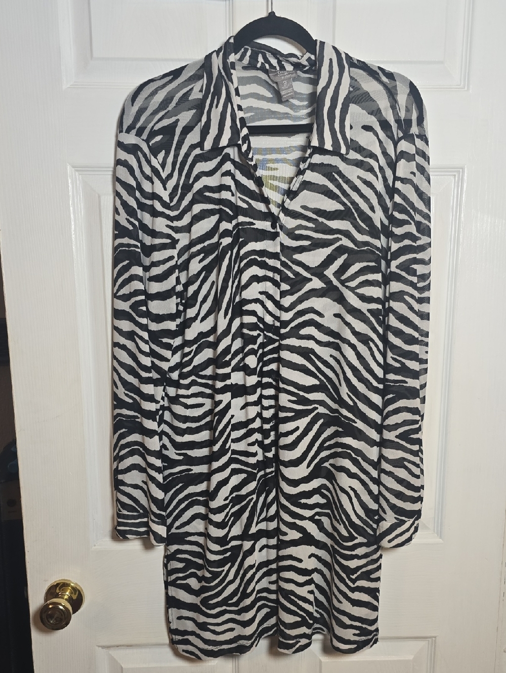 Travelers By Chico's 3 XL Womens Zebra Print Button Down Shirt Black & White Top